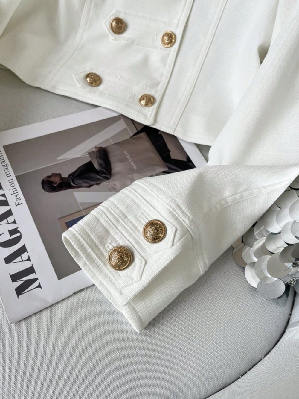 White Casual Women's Elegant Gold-Plated Button Jacket - Picture 2 of 10